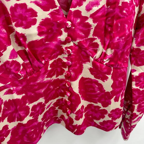 J.Crew Barbie Pink Floral Print Deep V-neck Faux Button Front Fitted Blouse // 2 - Picture 10 of 13